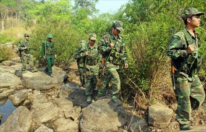 Hợp âm bài hát tiếng hát người chiến sĩ biên thùy